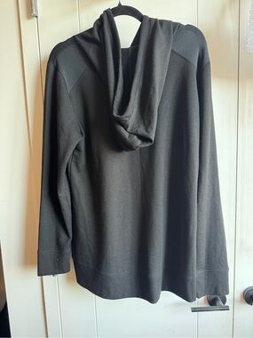 Black Hoodie Sweatshirt